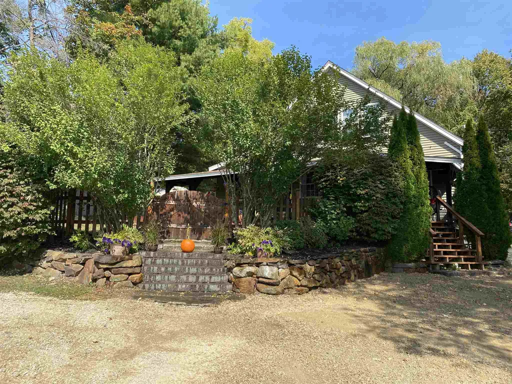 468 Pickering Road Rochester NH 03867