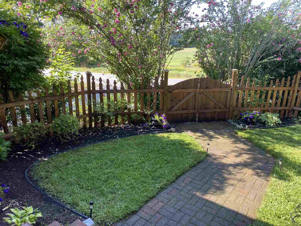 468 Pickering Road Rochester NH 03867