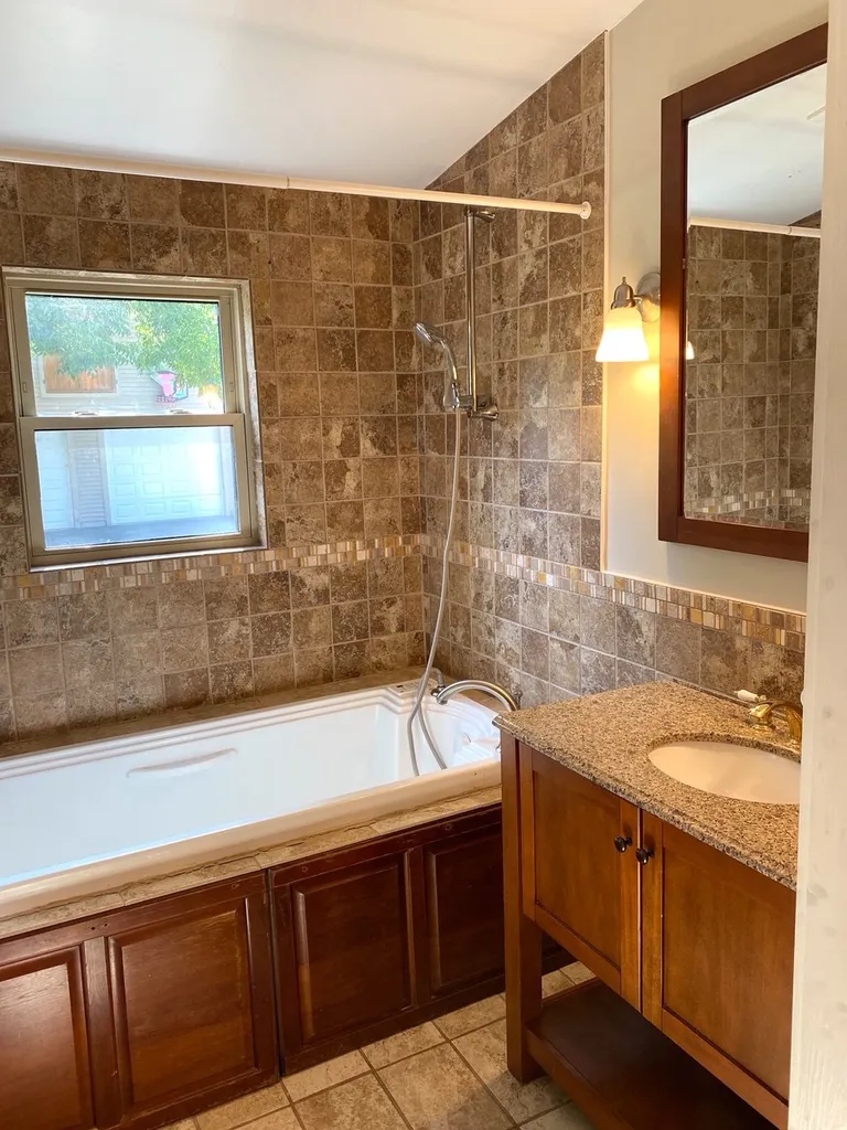 543 Manchester Road Auburn NH 03032