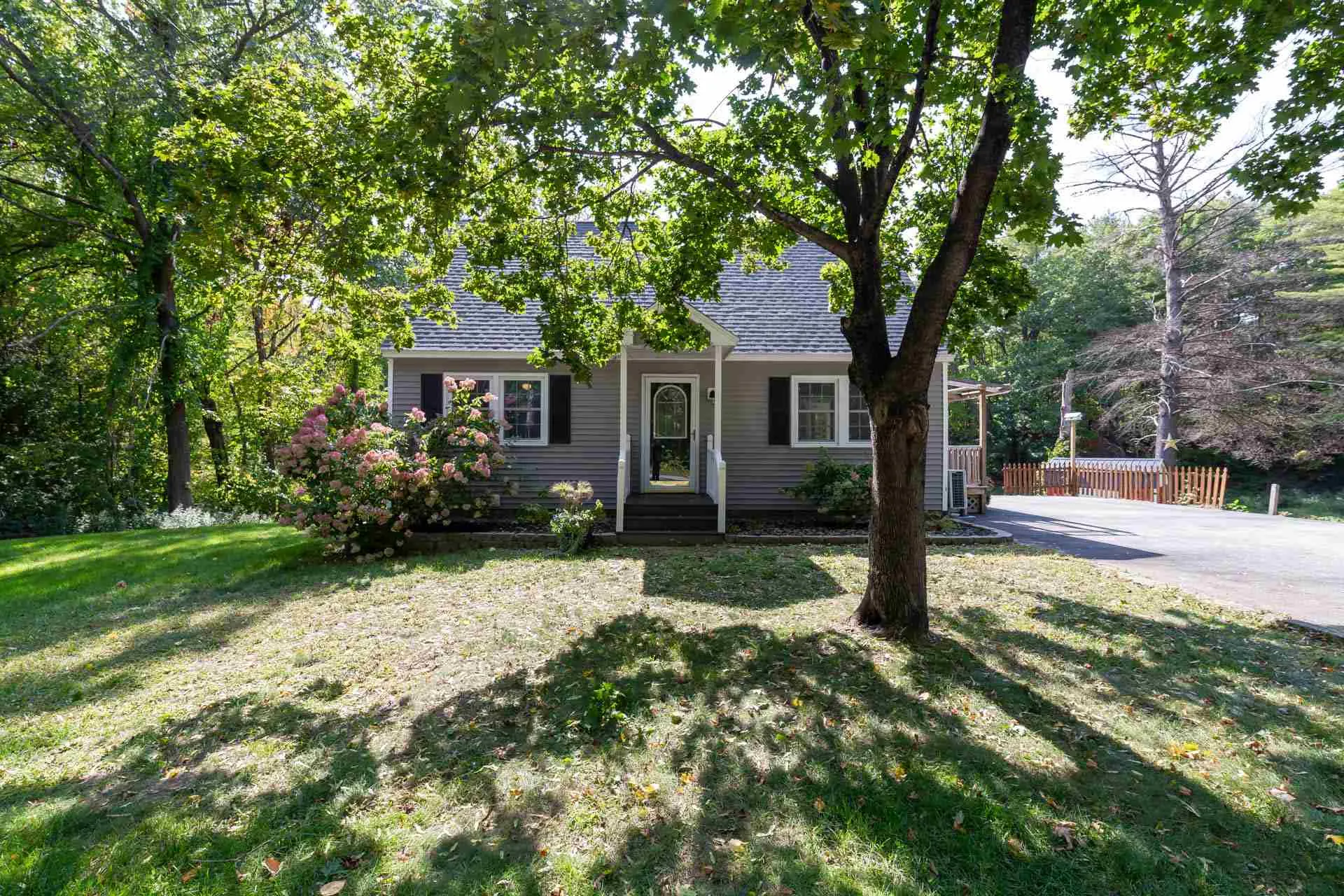 2 Circle Drive Goffstown NH 03045