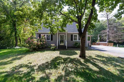 2 Circle Drive Goffstown NH 03045