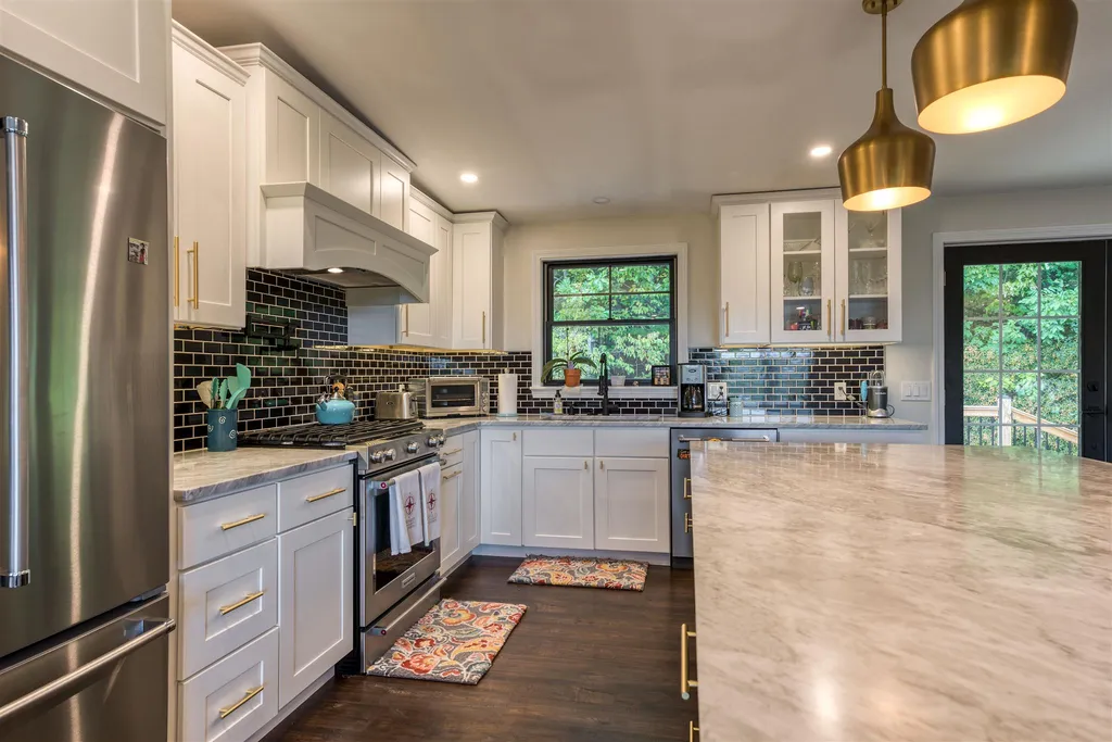 254 Sugar House Lane Thetford VT 05075