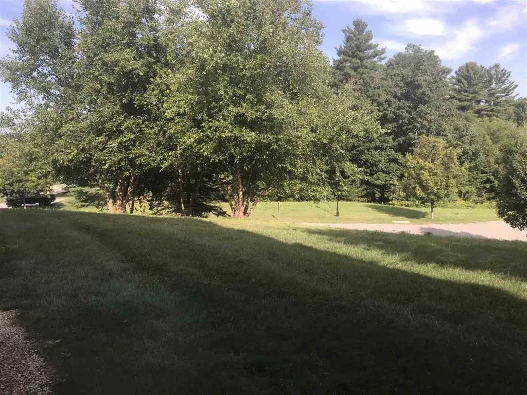 90 Mountain Village Road Windham NH 03087