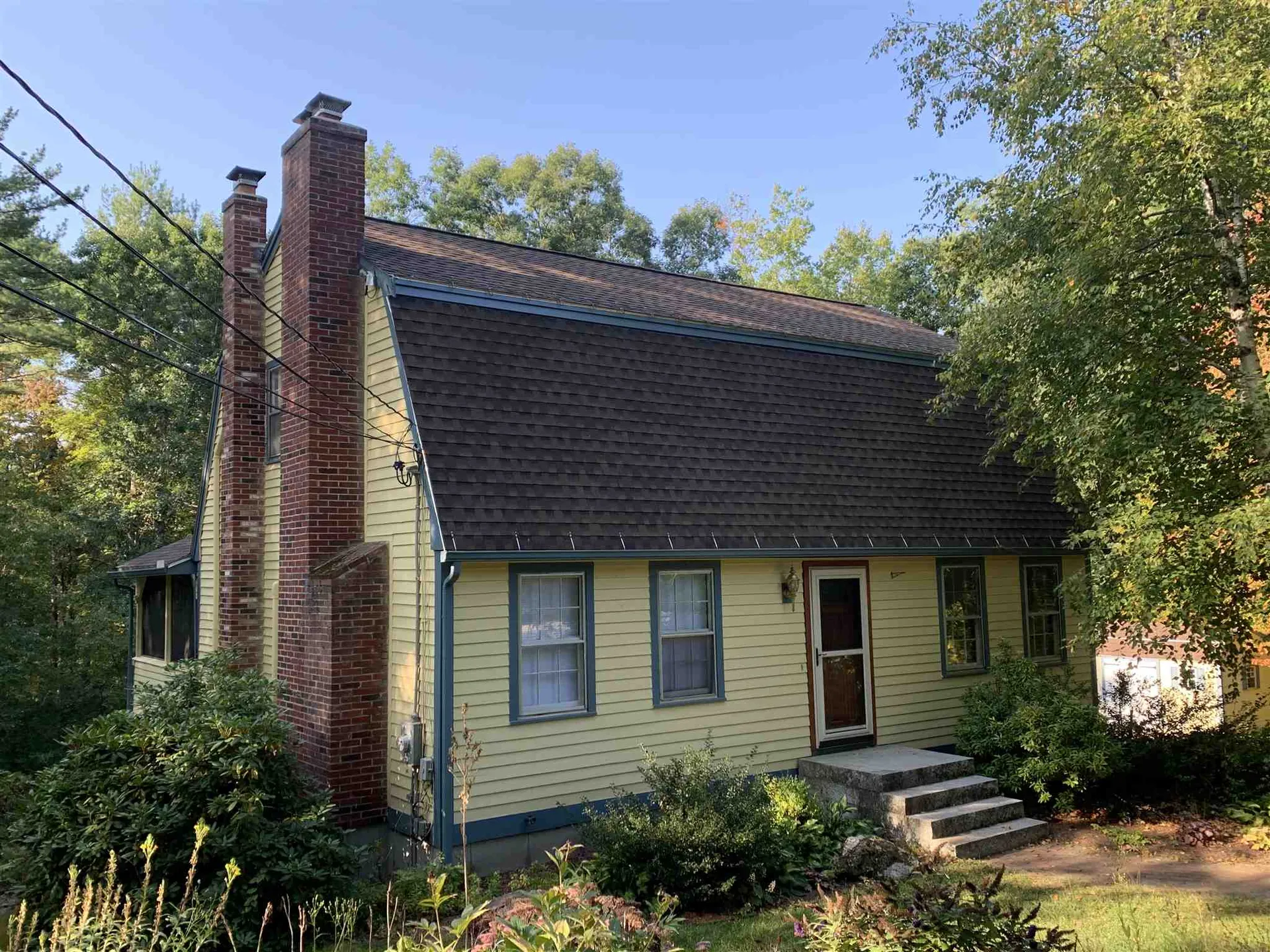 31 Blue Jay Way Litchfield NH 03052