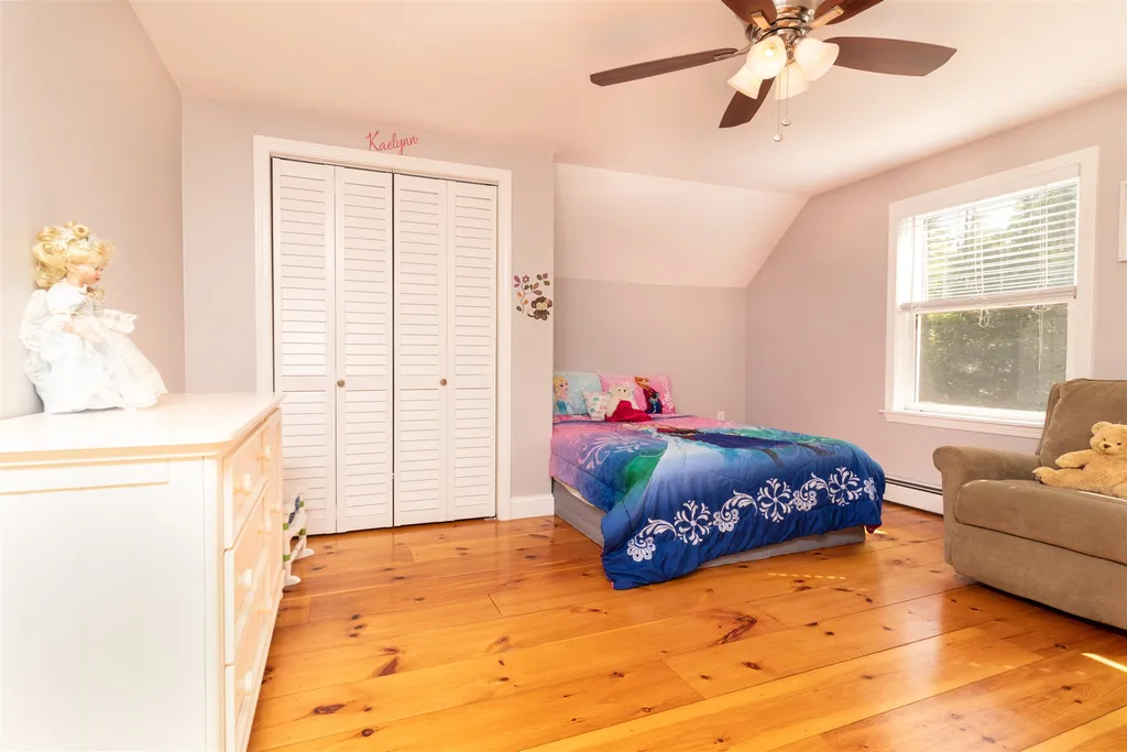 209 Shepard Home Road Chester NH 03036