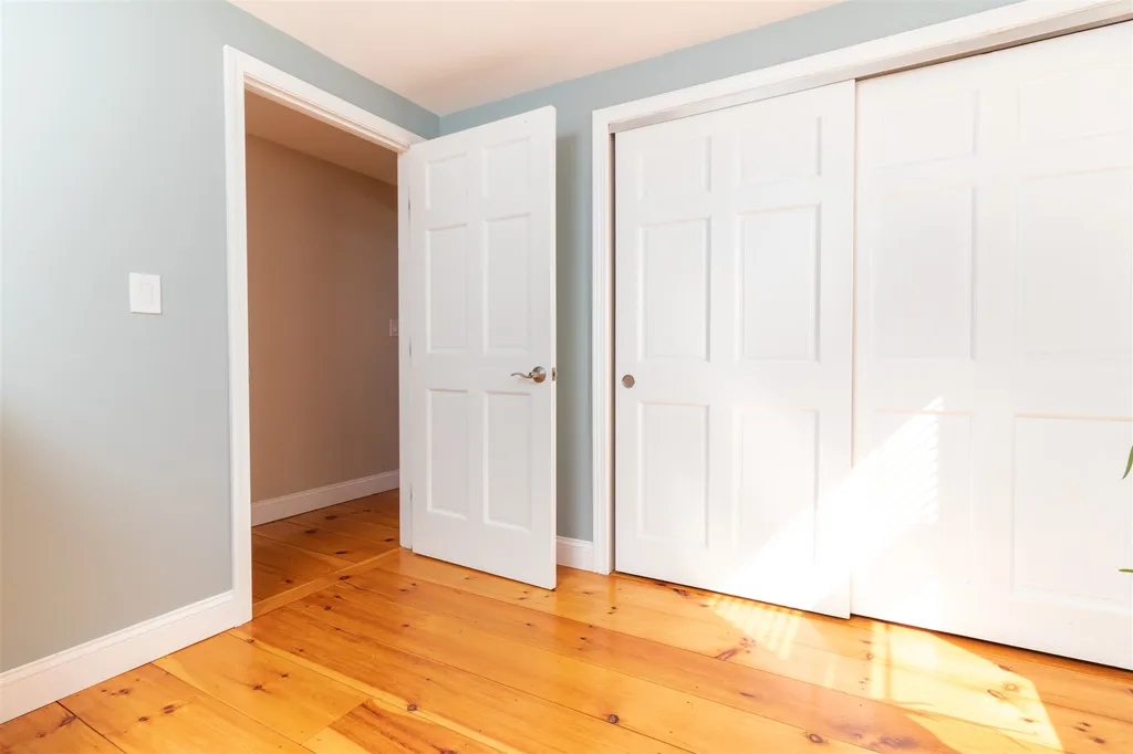 209 Shepard Home Road Chester NH 03036