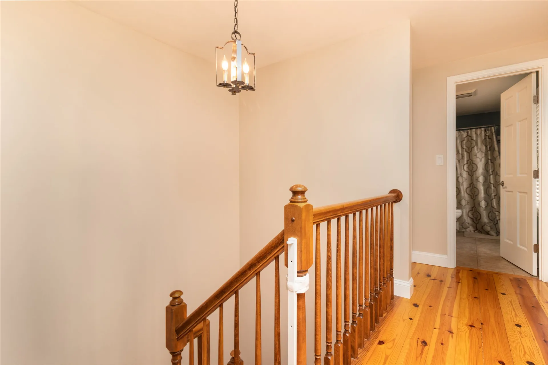 209 Shepard Home Road Chester NH 03036