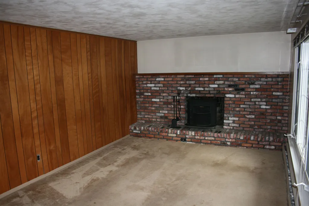 6 Coakley Road Portsmouth NH 03801