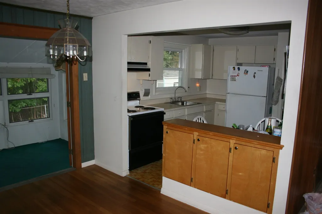 6 Coakley Road Portsmouth NH 03801