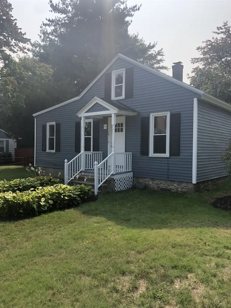 128 Sherburne Street Manchester NH 03104