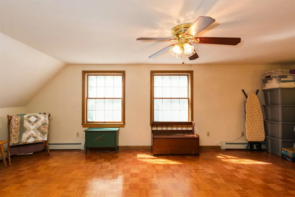 27 Glance Road Windham NH 03087