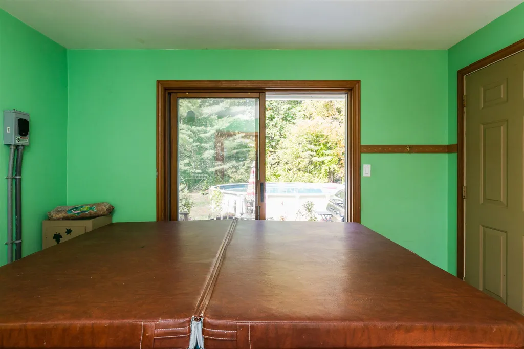 27 Glance Road Windham NH 03087