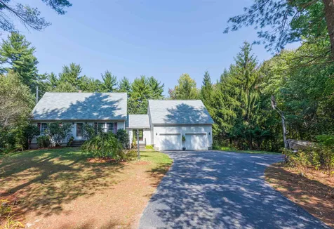 27 Glance Road Windham NH 03087