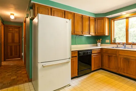 27 Glance Road Windham NH 03087