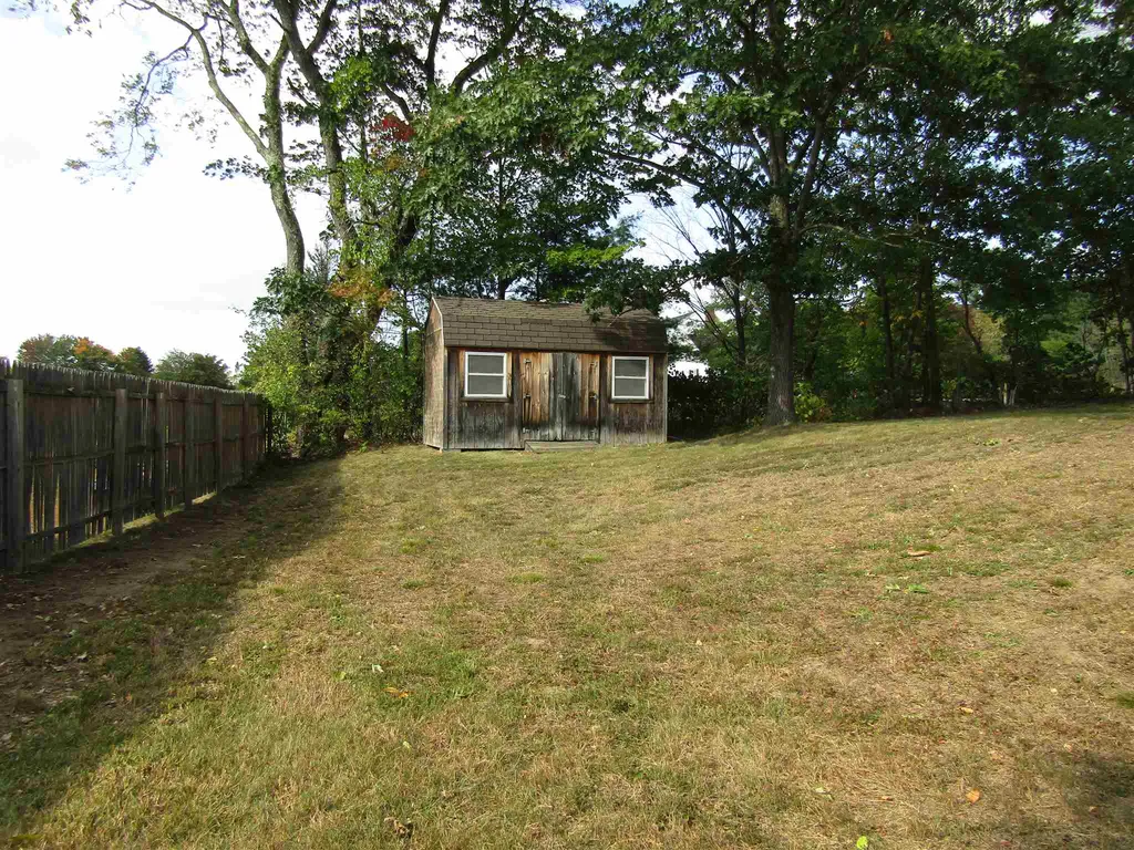 6 Frances Street Franklin NH 03235