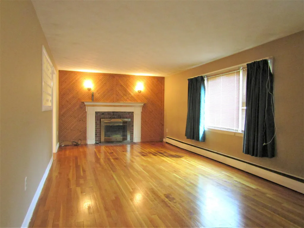 6 Frances Street Franklin NH 03235