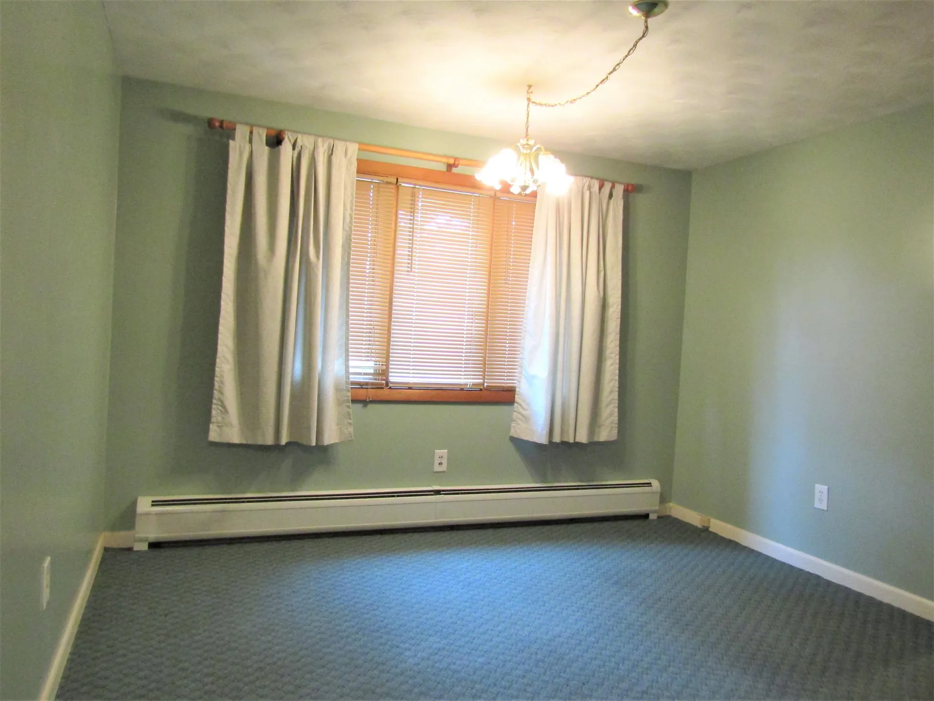 6 Frances Street Franklin NH 03235