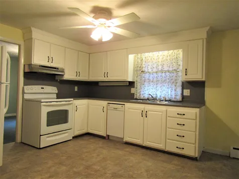 6 Frances Street Franklin NH 03235