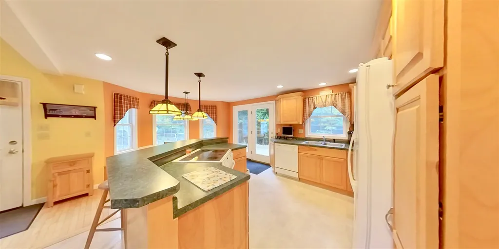 77 Hoit Road Epsom NH 03234