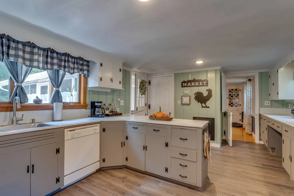 1 Dartmouth Lane Rochester NH 03867
