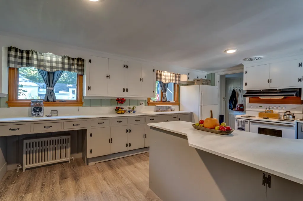 1 Dartmouth Lane Rochester NH 03867