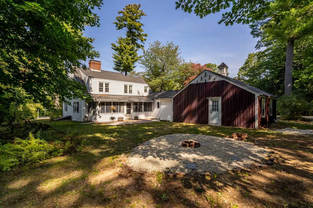 1 Dartmouth Lane Rochester NH 03867