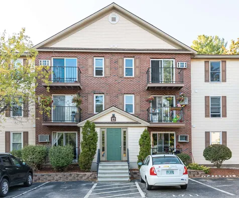 17 Kimberly Drive Merrimack NH 03054