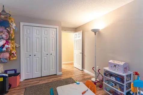 17 Kimberly Drive Merrimack NH 03054