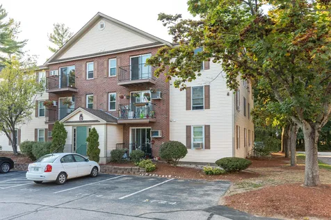 17 Kimberly Drive Merrimack NH 03054