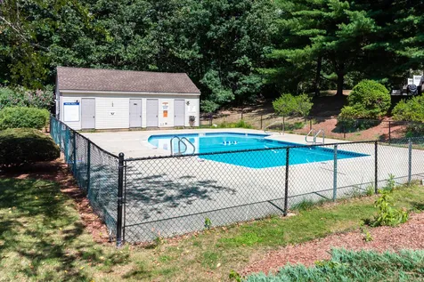 17 Kimberly Drive Merrimack NH 03054