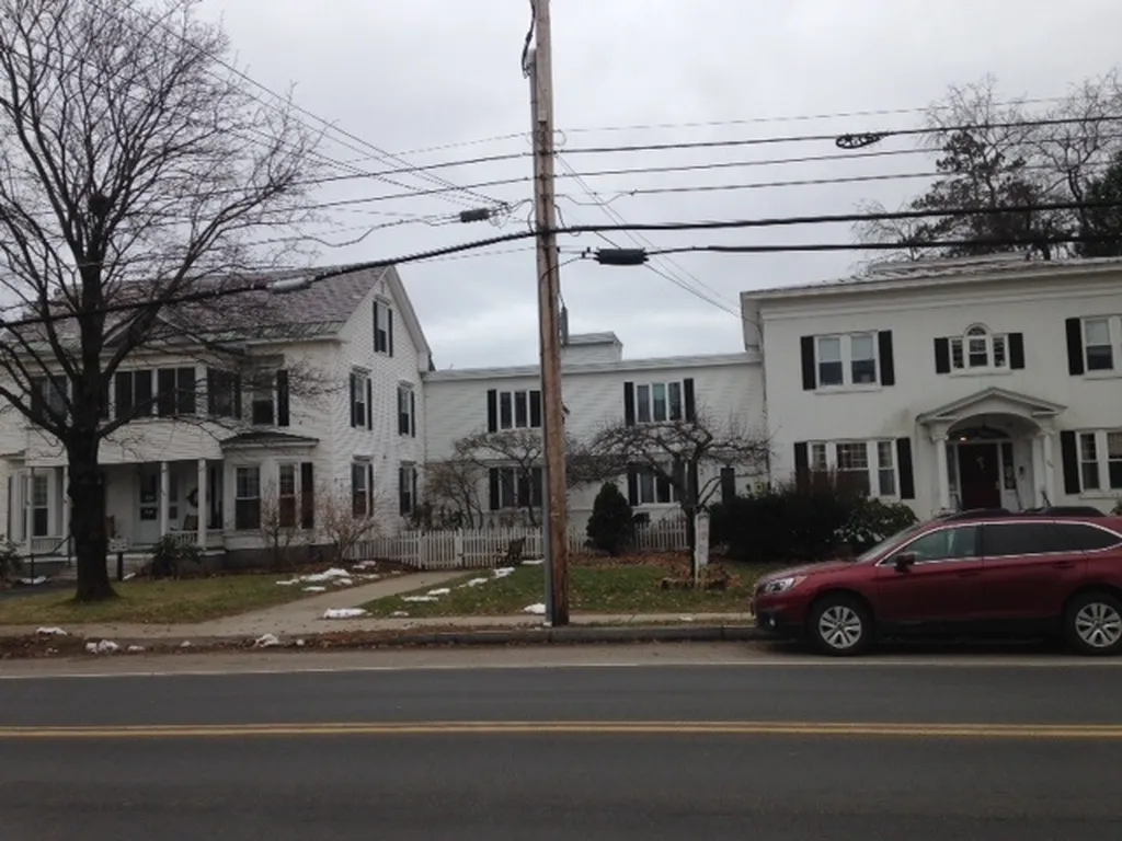 194 Court Street Keene NH 03431