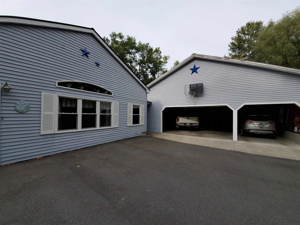 104 Maple Street Enfield NH 03748