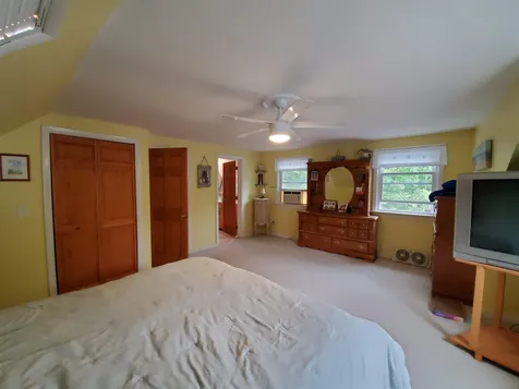 104 Maple Street Enfield NH 03748