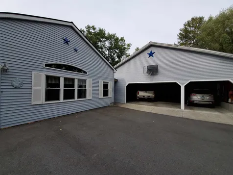 104 Maple Street Enfield NH 03748