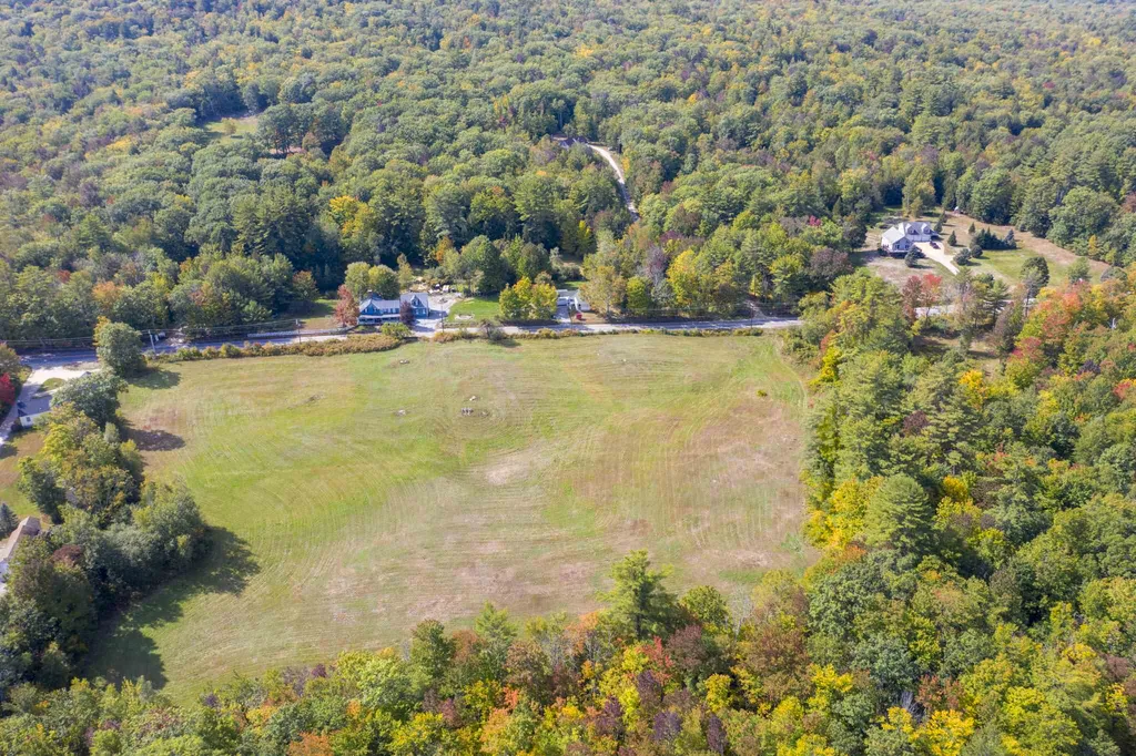 Bean Road Moultonborough NH 03254
