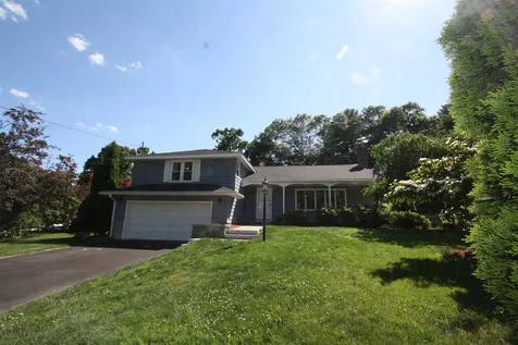 6 Johnson Drive Plaistow NH 03865