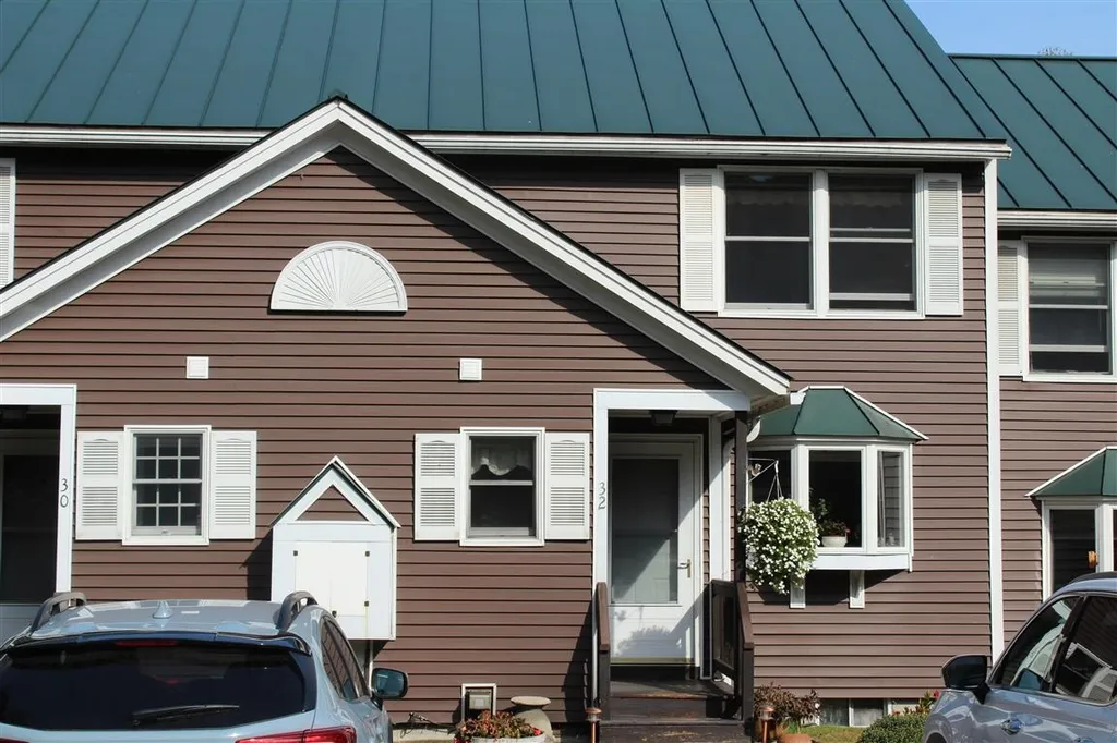 32 Kimball Place Claremont NH 03743