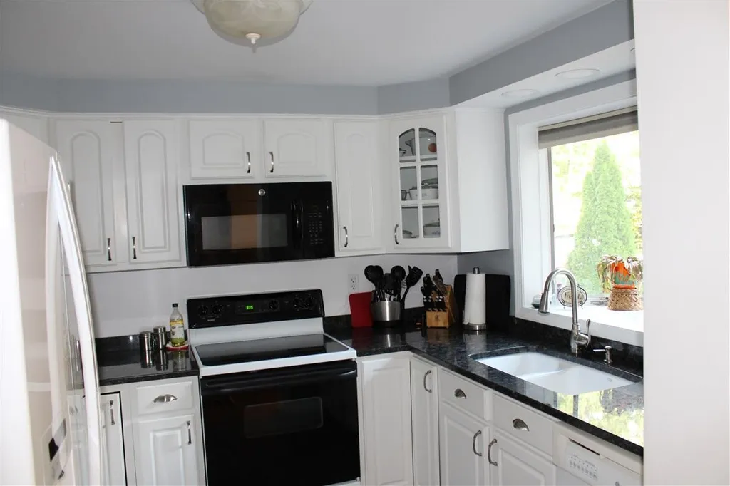 32 Kimball Place Claremont NH 03743