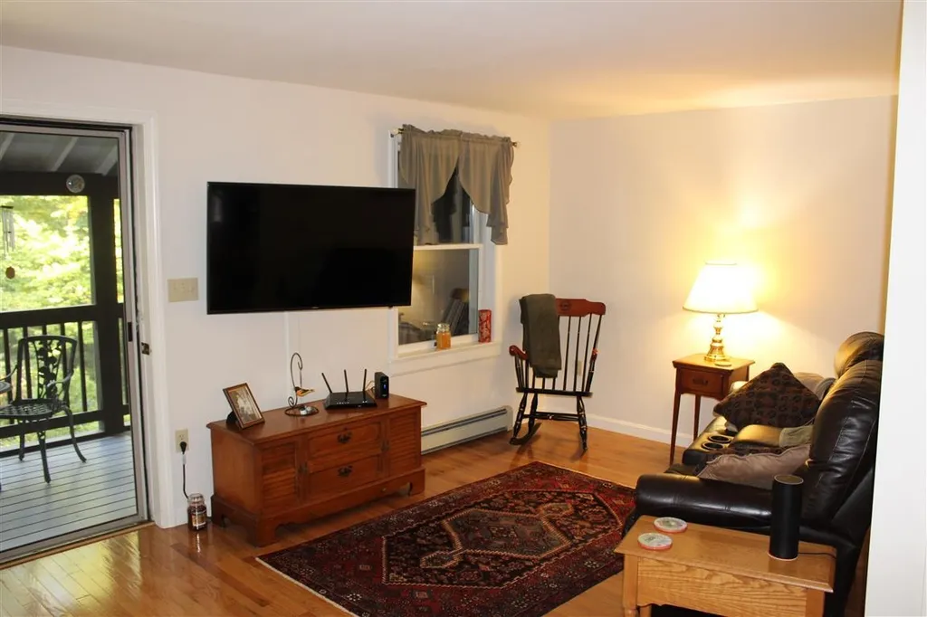 32 Kimball Place Claremont NH 03743