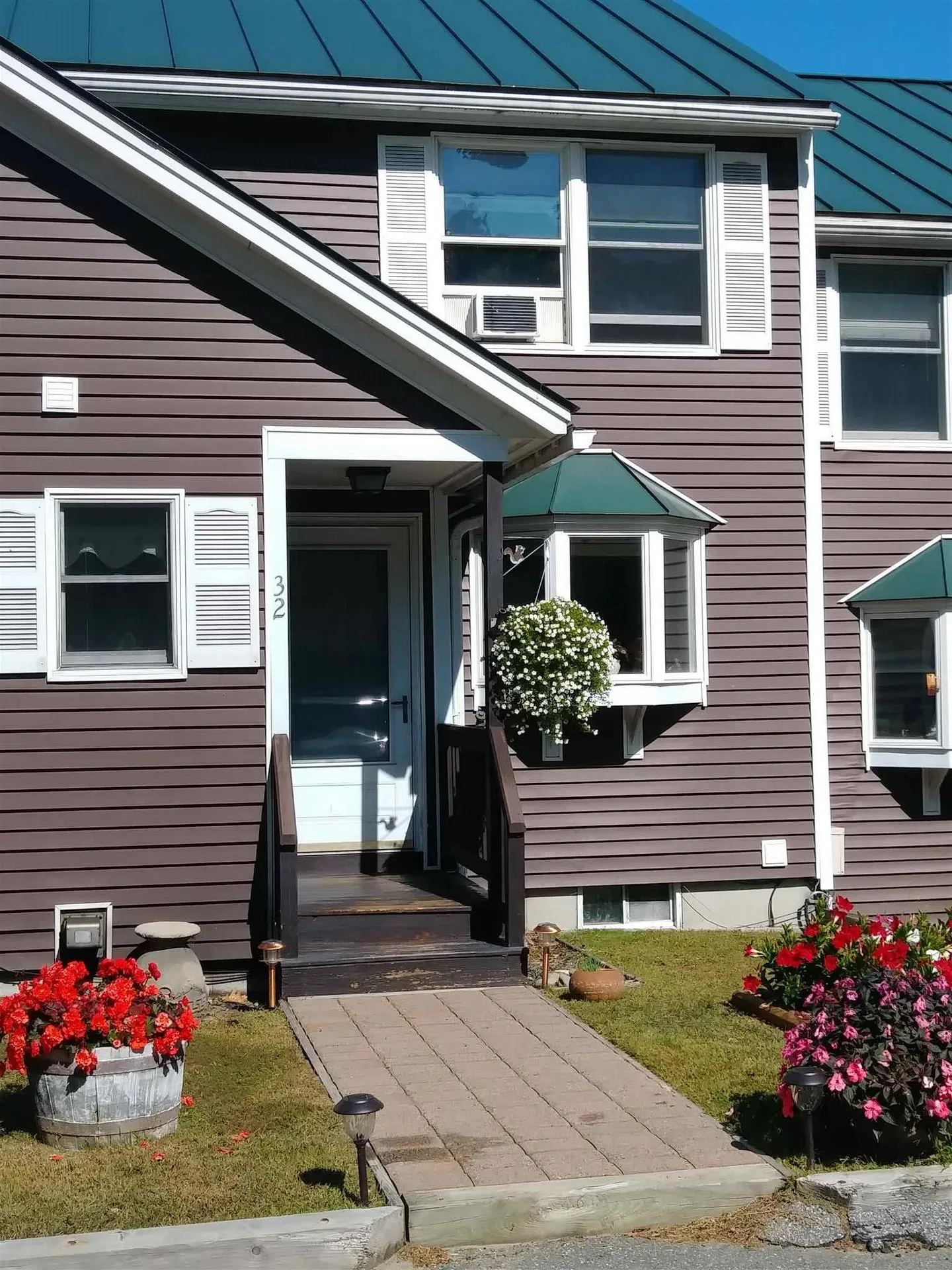 32 Kimball Place Claremont NH 03743