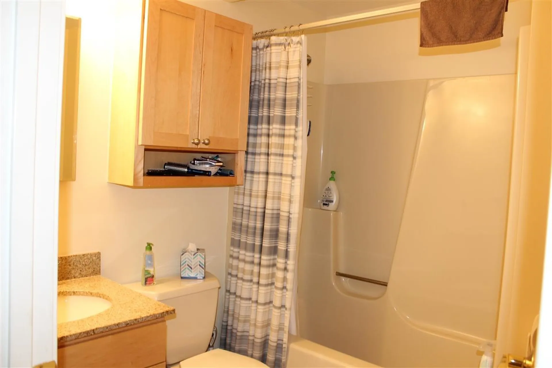 32 Kimball Place Claremont NH 03743