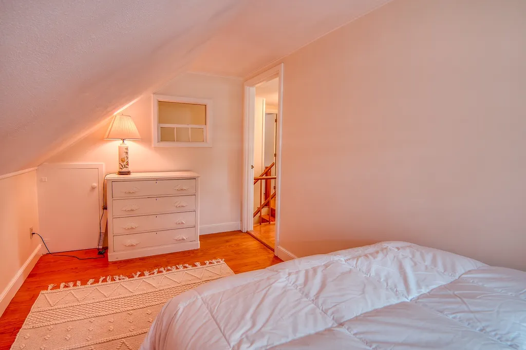 74 Pleasant Street Wolfeboro NH 03894