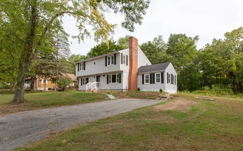 69 Old County Road Plaistow NH 03865