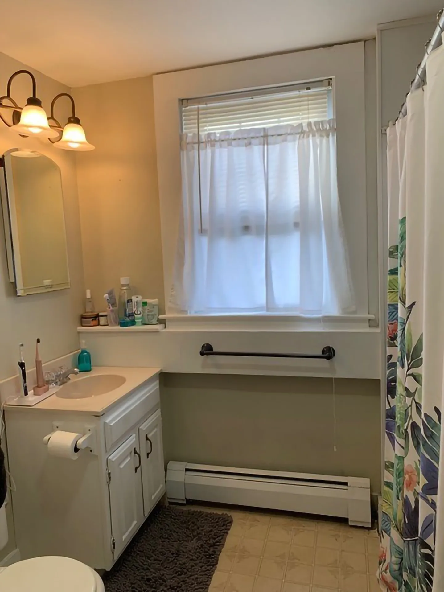 37-39 Colony Court Keene NH 03431