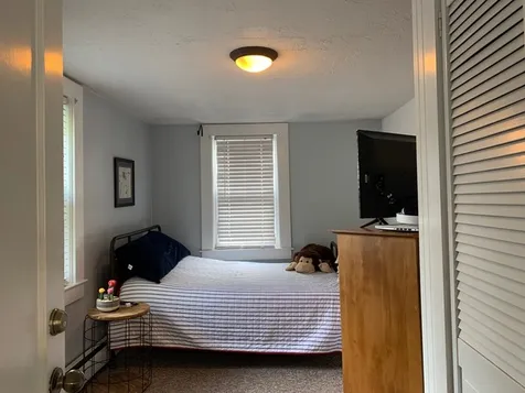 37-39 Colony Court Keene NH 03431