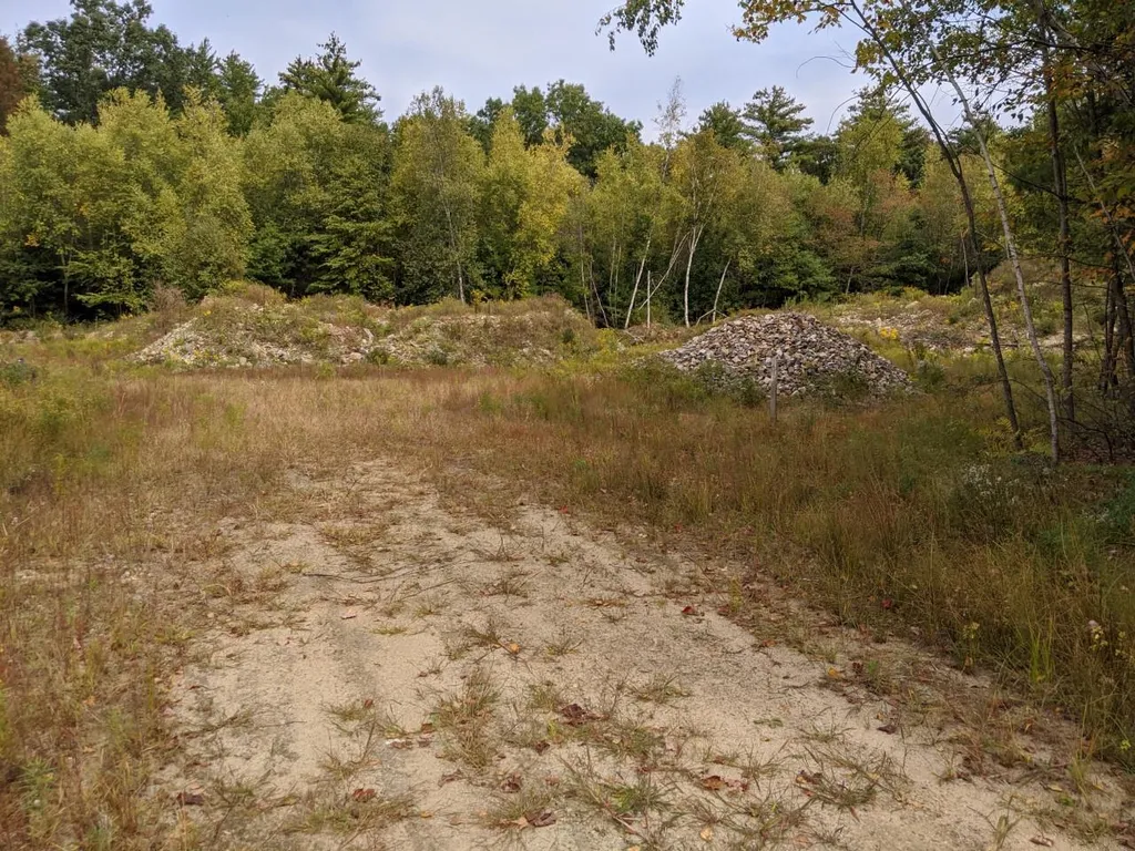 57 Thunder Road Fremont NH 03044