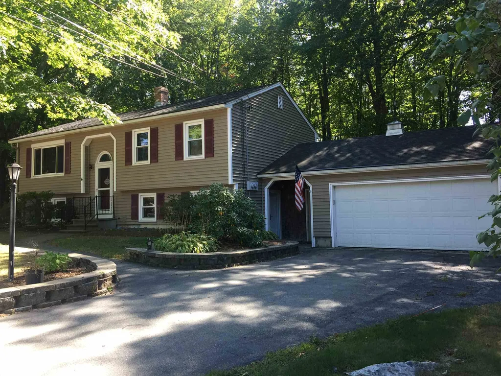 6 Birchwood Avenue Rochester NH 03867