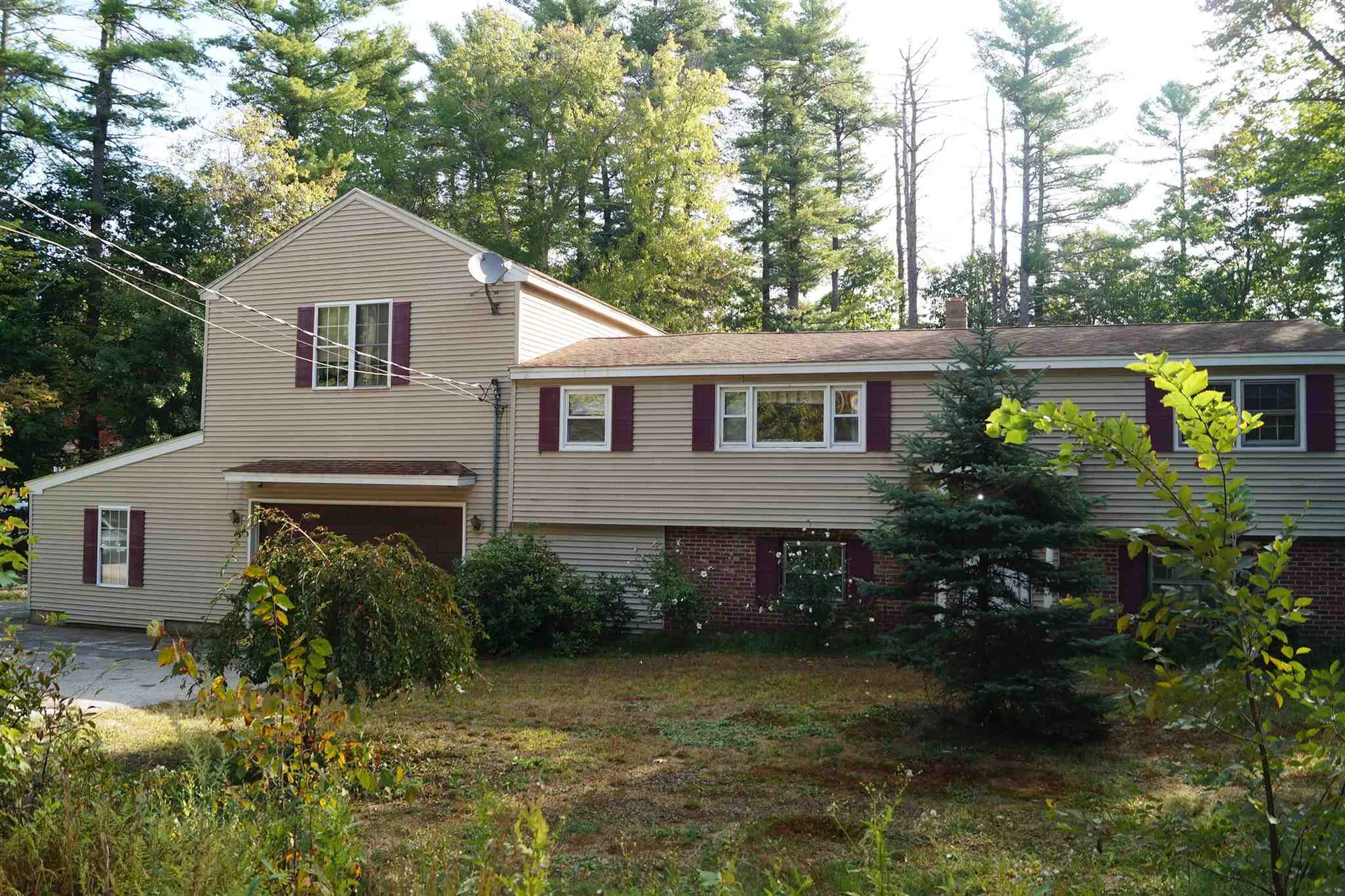 978 Mammoth Road Pelham NH 03076