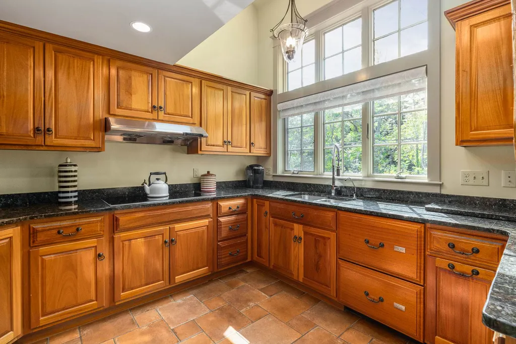 69 Drinkwater Road Hampton Falls NH 03844
