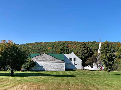 4499 Us Route 5 South Barnet VT 05050